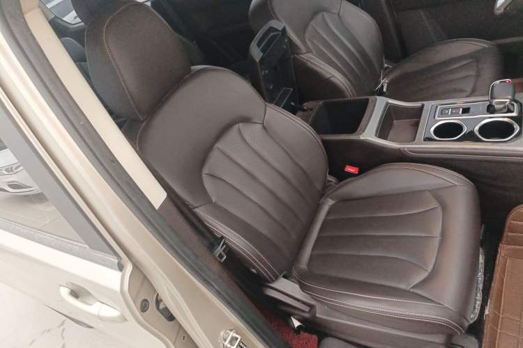 Used BAW Ruisheng Ace M7 2023 2.0L Automatic Long-wheelbase Business Version 7 Seats