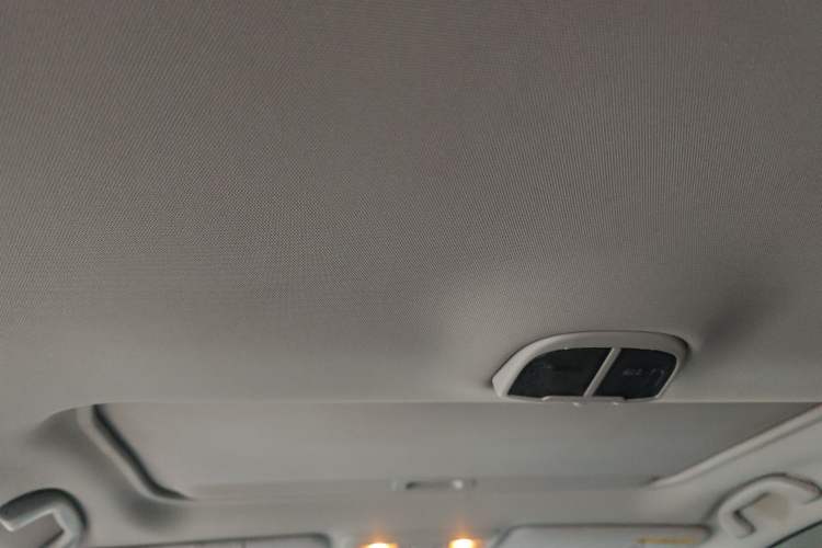 Used Subaru Outback 2016 2.5i Sport Navigation Edition Headliner