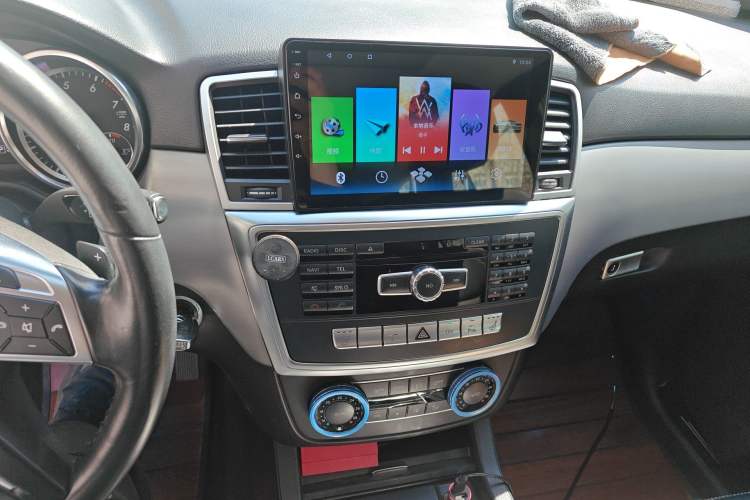 Used Mercedes-Benz M-Class 2014 ML 320 4MATIC