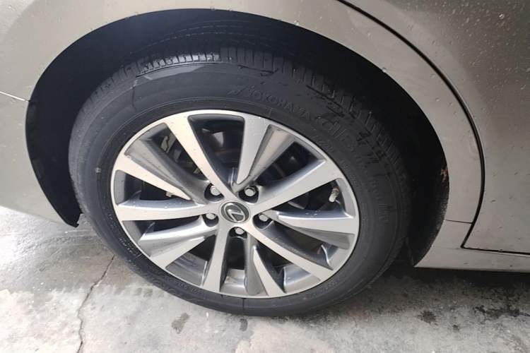 Used Lexus ES 2020 200 Excellence Edition