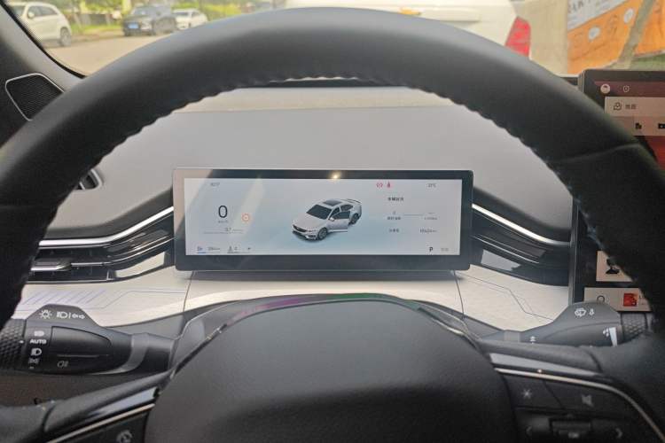 Used Geely Auto Preface 2025 Dongfang Yao 1.5TD Fuyao Edition Instrument Cluster