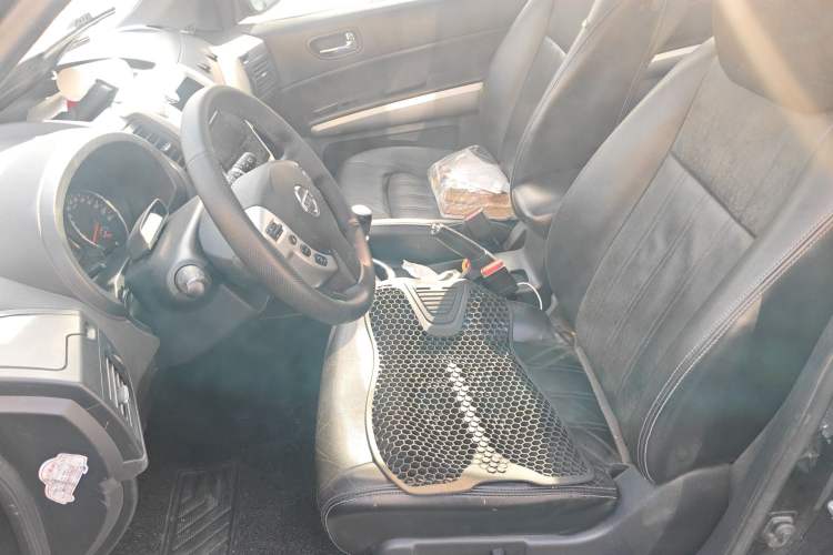 Used Nissan X-Trail 2012 2.5L Manual Luxury Edition 4WD
