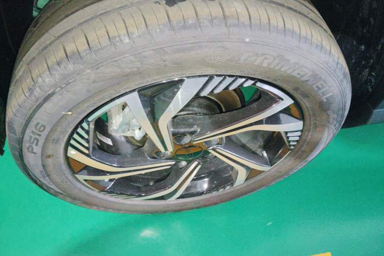 Used Geely Auto Emgrand X7 Sport 2024 1.5TD Smart Connect+