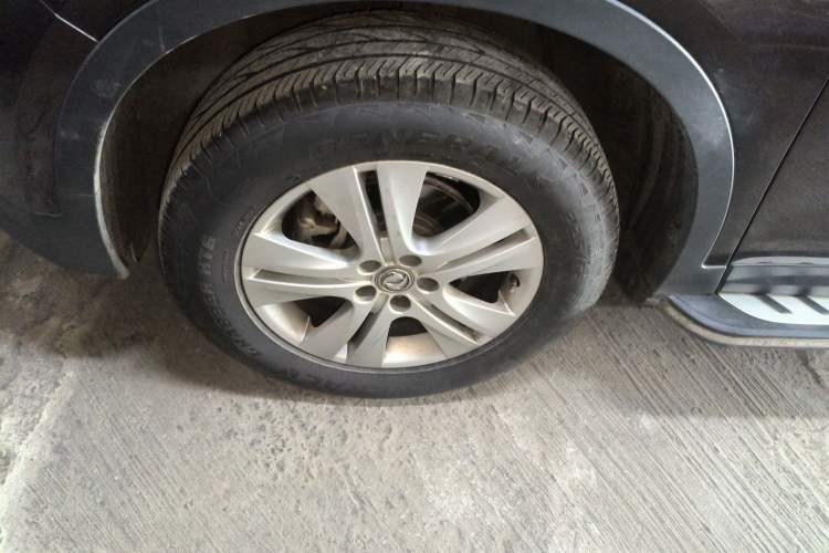 Used Dongfeng Aeolus AX7 2015 2.0L Manual Zhiyue Model Exterior 4