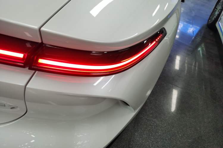 Used Rising F7 2023 Long-Range Edition Exterior 3