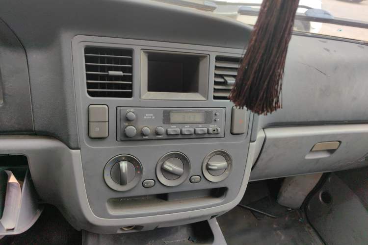 Used Soueast Delica 2008 2.0L Classic Edition Audio And AC Panel