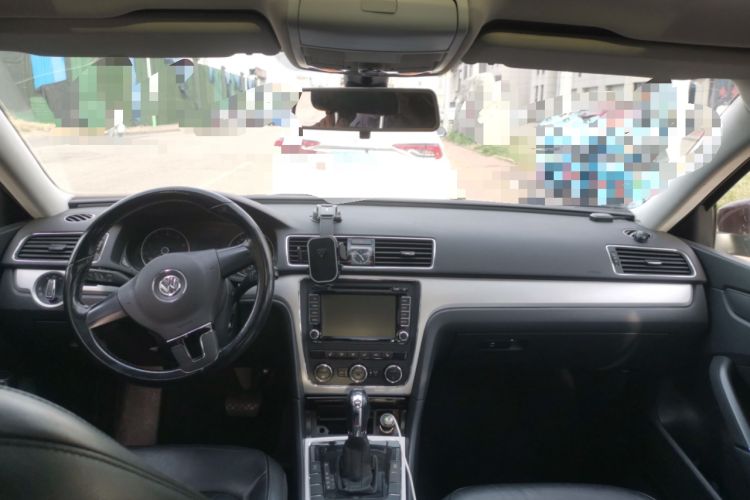 Used Volkswagen Passat 2013 1.8TSI DSG Prestige Edition Center Console