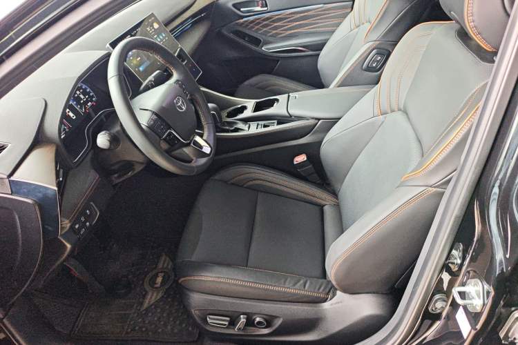 Used Toyota Avalon 2024 Dual-Motor 2.0L Premium Edition Left Front Seat