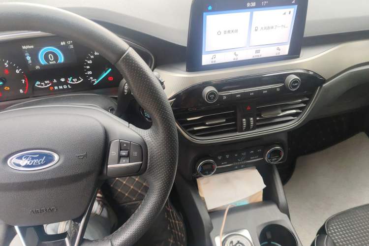 Used Ford Focus 2020 Hatchback EcoBoost 180 Automatic Trend Edition Audio And AC Panel