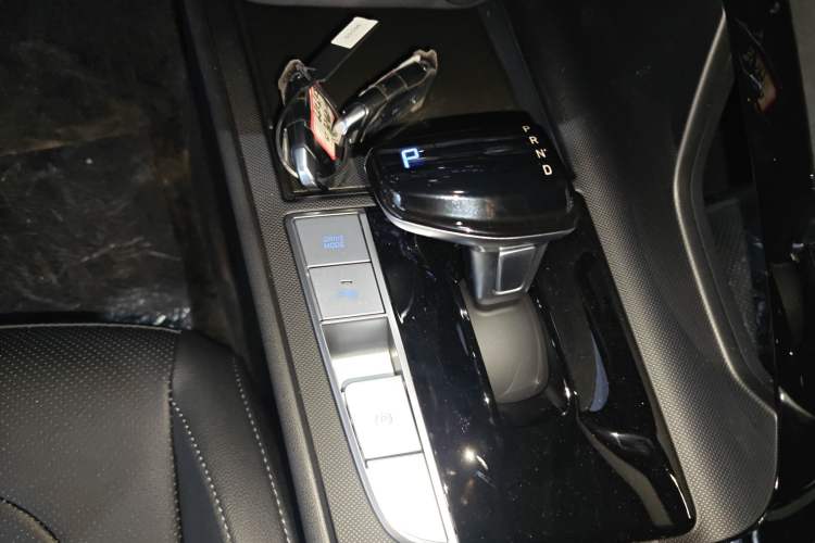 Used Hyundai Elantra 2023 1.5L CVT GLX Elite Edition
