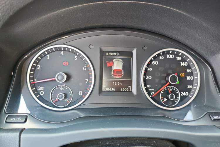 Used Volkswagen Tiguan L 2015 1.8TSI Automatic Two-Wheel Drive Luxury Model