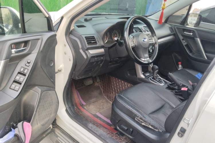 Used Subaru Forester 2013 2.5i Automatic Luxury Edition Driver Seat