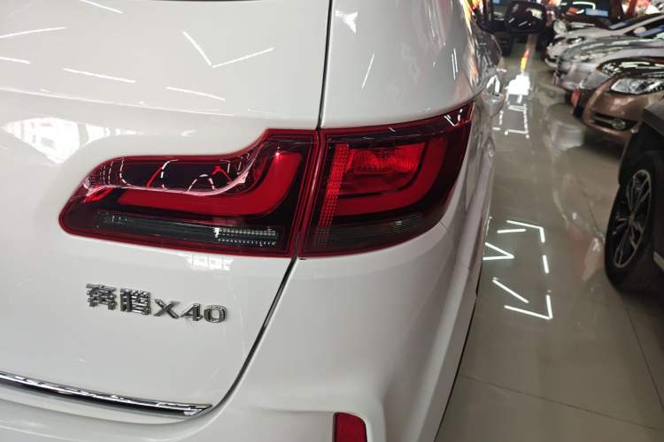 Used Bestune X40 2019 1.6L Automatic Luxury Edition China VI
