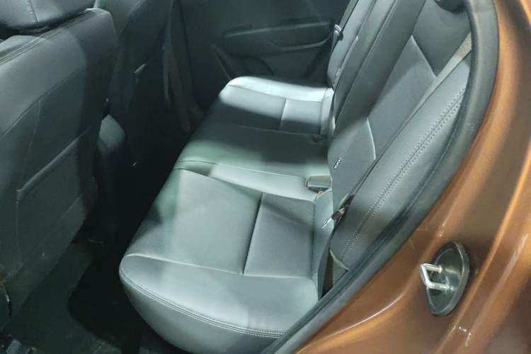 Used Kia KX3 2017 1.6L Automatic Aoya Version
