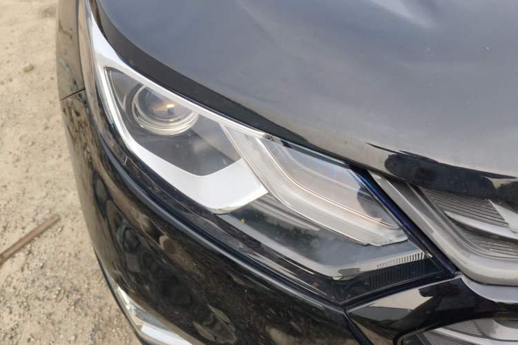 Used Chevrolet Equinox 2019 Redline 550T Automatic All-Wheel-Drive RS Model China VI Standard Right Front Headlight