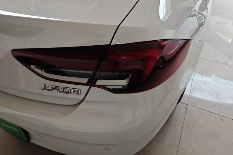 Used Buick Regal 2022 552T Smart Edition Right Rear Taillight