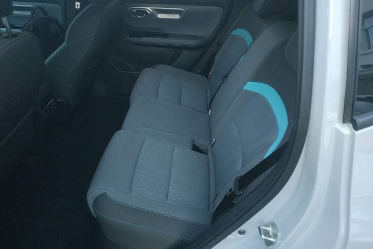 Used AION Y 2024 Younger