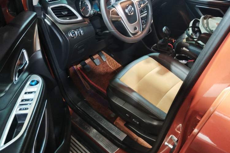 Used Buick Encore 2014 1.4T Manual Two-Wheel Drive Urban Sport Model
