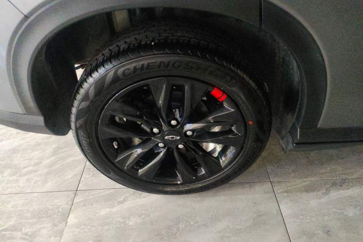 Used Chevrolet Orlando 2020 Light Hybrid Redline 530T Automatic Enjoyment Edition (5+2 Models) Exterior 5