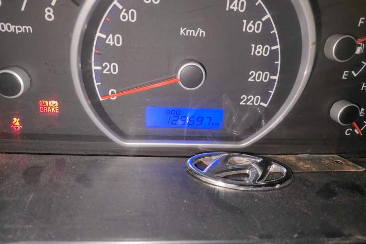 Used Hyundai Celesta 2011 1.6L Manual Comfort Edition