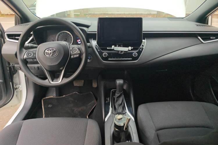 Used Toyota Levin 2023 185T CVT Luxury Edition Center Console