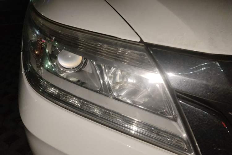 Used Honda Crider 2013 1.8L automatic luxury edition
