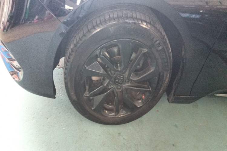 Used Honda Accord 2021 260TURBO Luxury Starry Sky Limited Edition Left Front Wheel Hub