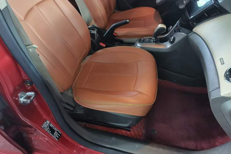 Used Chevrolet Cruze 2015 1.5L Classic SE AT Right Front Seat