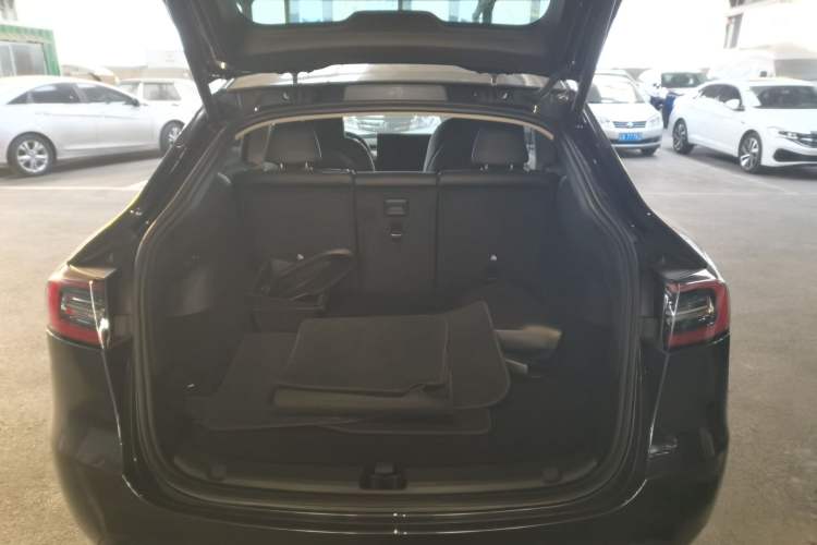 Used Tesla Model Y 2024 Rear-Wheel-Drive Version