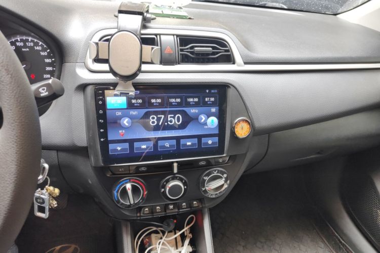 Used Hyundai Verna (older generation) 2017 1.4L Manual Refreshed Version China V Standard
