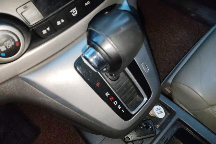 Used Honda CR-V 2012 2.4L four-wheel drive luxury version