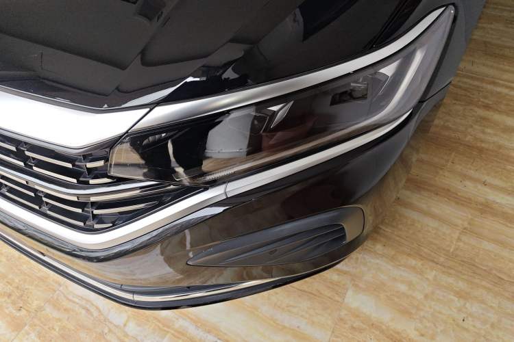 Used Volkswagen Passat 2025 Premium Version 380TSI Dragon Edition