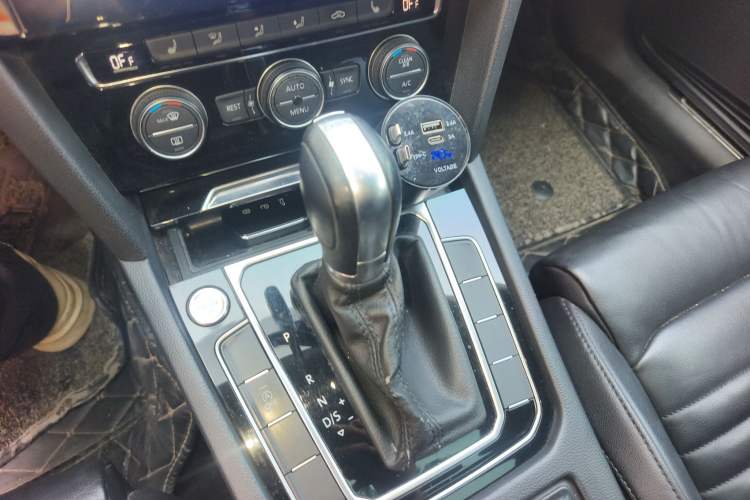 Used Volkswagen Magotan 2018 Facelift 330TSI DSG Luxury Model