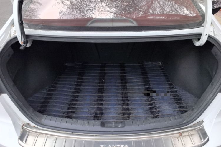 Used Hyundai Elantra (6th Generation / Lingdong) 2016 1.6L Automatic ZhiXuan – Elite Version Trunk