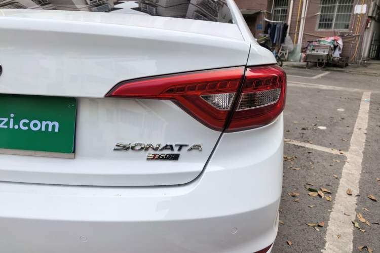 Used Hyundai Sonata 2015 1.6T GLX Advanced Model Right Rear Taillight