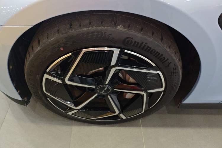 Used BYD Seal 2022 650 km All-Wheel-Drive Performance Version