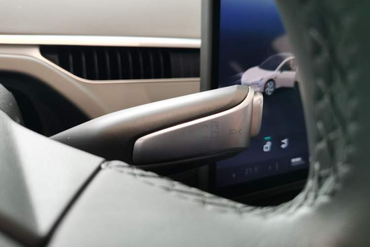 Used XPeng MONA M03 2025 600 with Ultra-Long Range Max Gear Lever