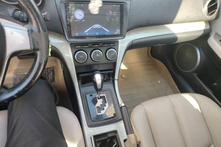 Used Mazda 6 2010 2.0L Automatic Luxury Edition Gear Lever