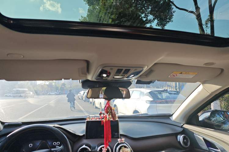 Used Wey VV7 2019 Upgraded Model 2.0T Flagship Version China VI