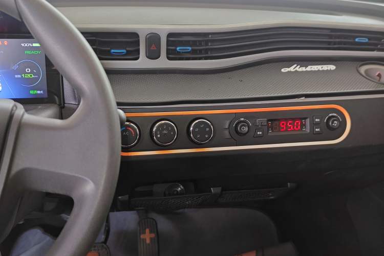 Used Wuling Hongguang MINIEV 2020 Freedom Version Lithium Iron Phosphate