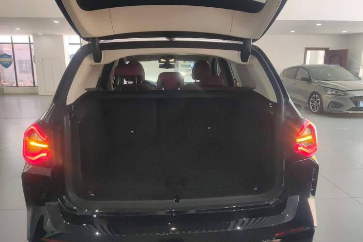 Used BMW X3 2022 Second Facelift xDrive30i Leading Edition M Night Sky Package