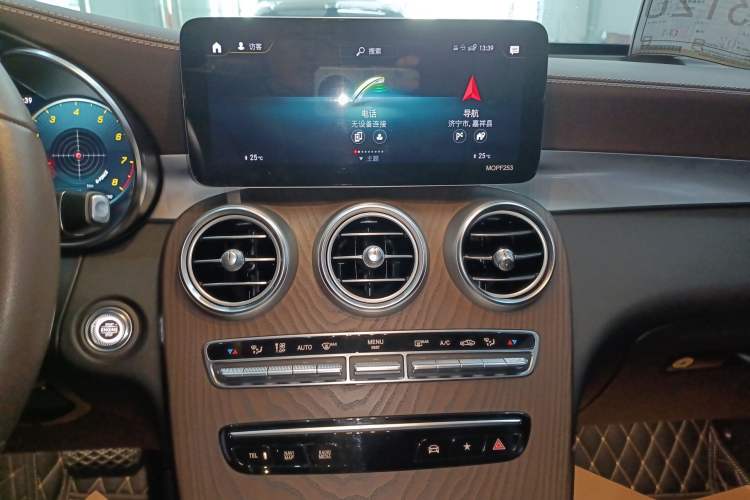 Used Mercedes-Benz GLC 2020 Facelift GLC 260 L 4MATIC Luxury Edition