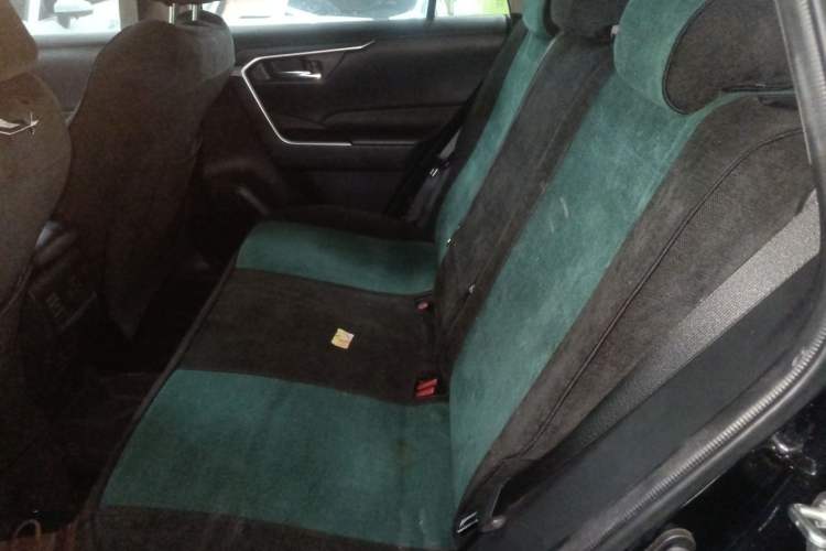 Used Toyota RAV4 2020 2.0L CVT Two-Wheel Drive Fashion Edition Left Rear Seat