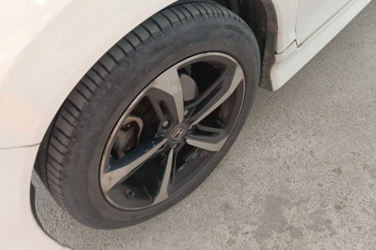 Used Honda Jade 2014 1.8L Automatic Comfort Elite Version 5 Seats