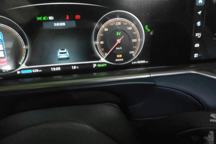 Used VOYAH FREE 2021 Four-Wheel Drive Standard Range-Extended Exclusive Luxury Package Odometer Close Up