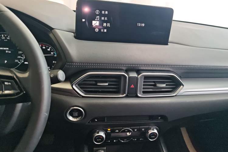 Used Mazda CX-5 2024 2.0L Automatic Two-Wheel Drive ZhiShang Version Audio And AC Panel