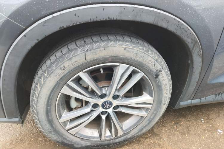 Used BYD Song Pro 2019 1.5T Automatic Elite Edition Left Front Wheel Hub