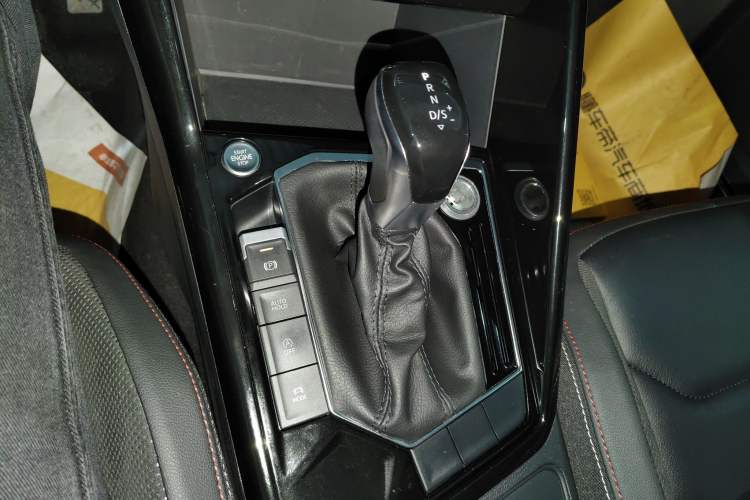 Used Volkswagen Tayron 2019 330TSI Two-Wheel Drive Luxury Model China VI Standard
