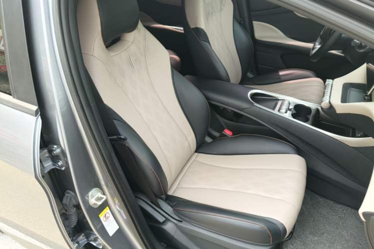 Used BYD Dolphin 2023 420 km Free Version