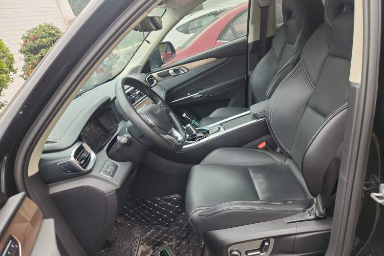 Used Lynk & Co 01 2019 2.0T Two-Wheel-Drive Pro Version China VI Standard
